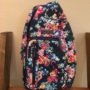 ✨NWT! Vera Bradley Iconic Sling BackPack✨